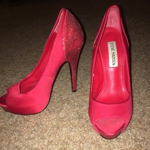 Steve Madden red sequin heels